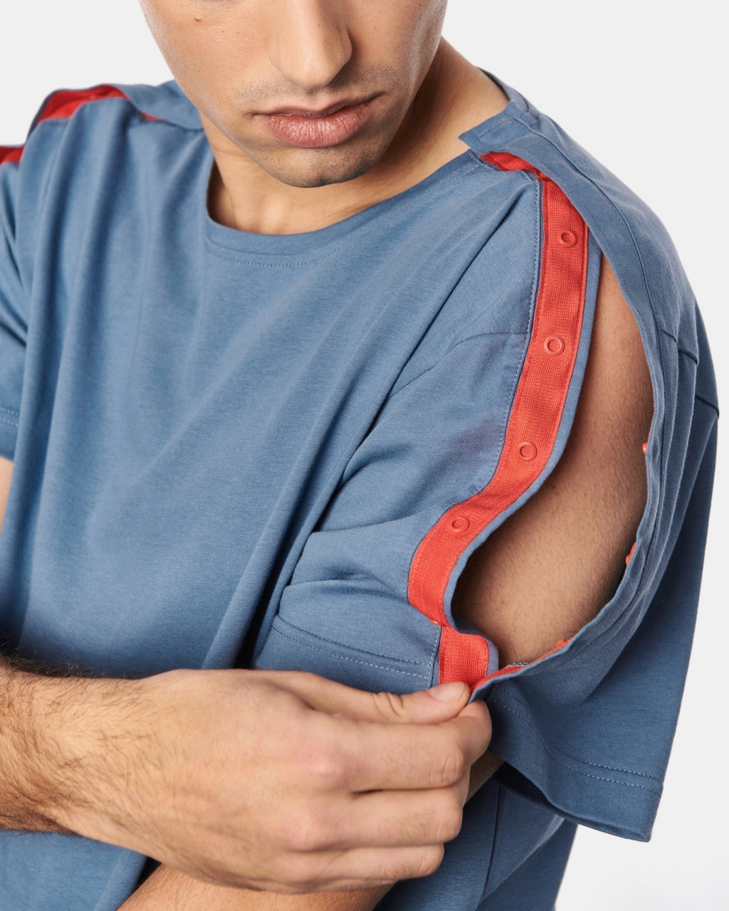 Die richtige Bekleidung nach einer Schulter OP finden