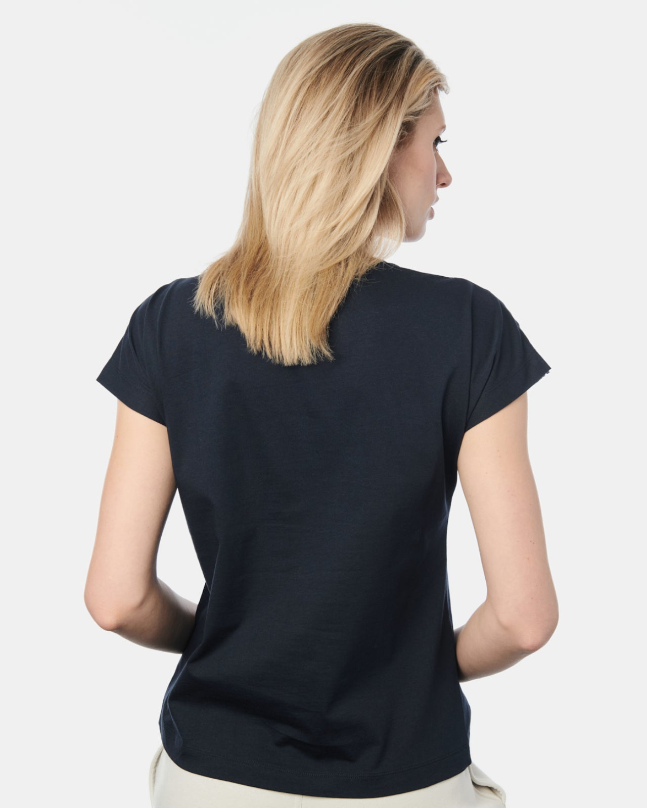 Das Damen T-Shirt Lene in der Farbe Dark Navy