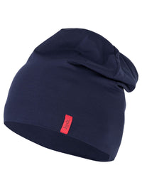 Dunkelblaue Beanie von hydt. als weiche Kopfbedeckung während der Chemotherapie, aus atmungsaktivem Lyocell.
